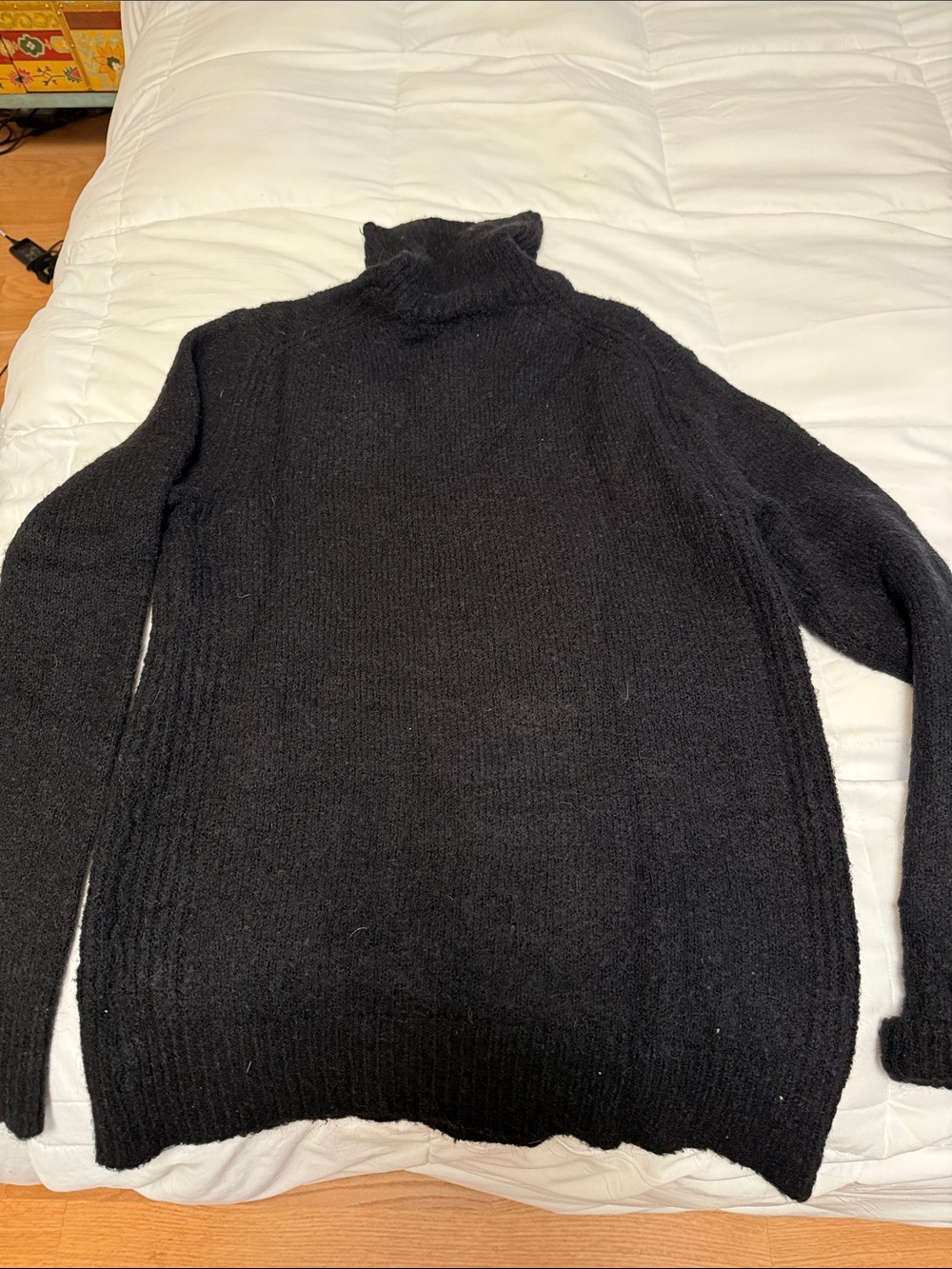 Men's Express Black Turtleneck Sweater - Classic Cozy Fit
